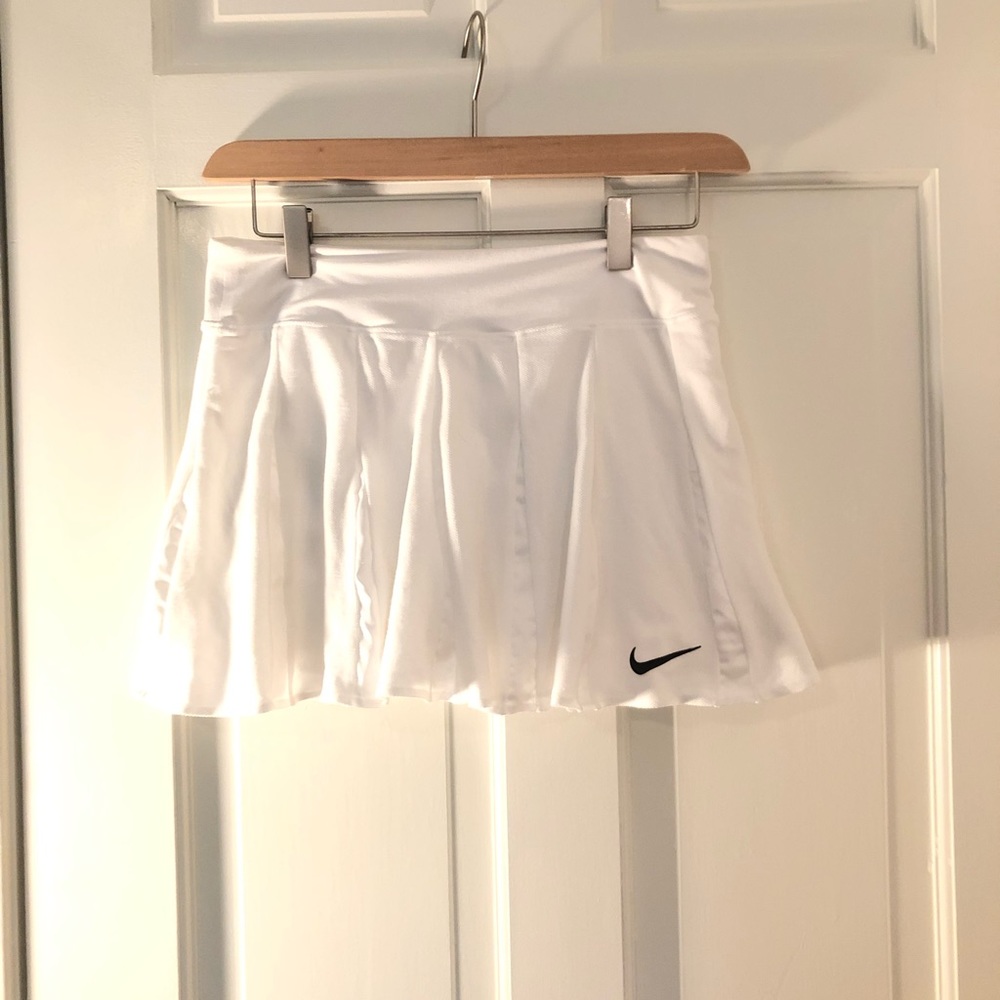 Nike tennis skirt